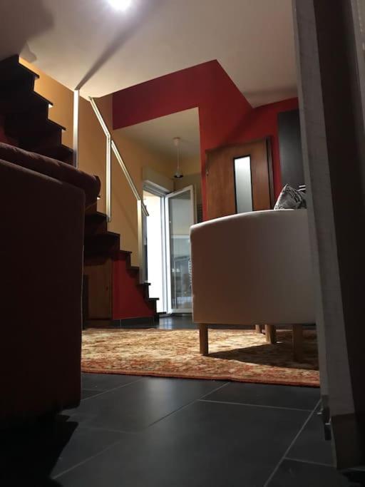 Logement Avec Piscine Brunstatt Esterno foto