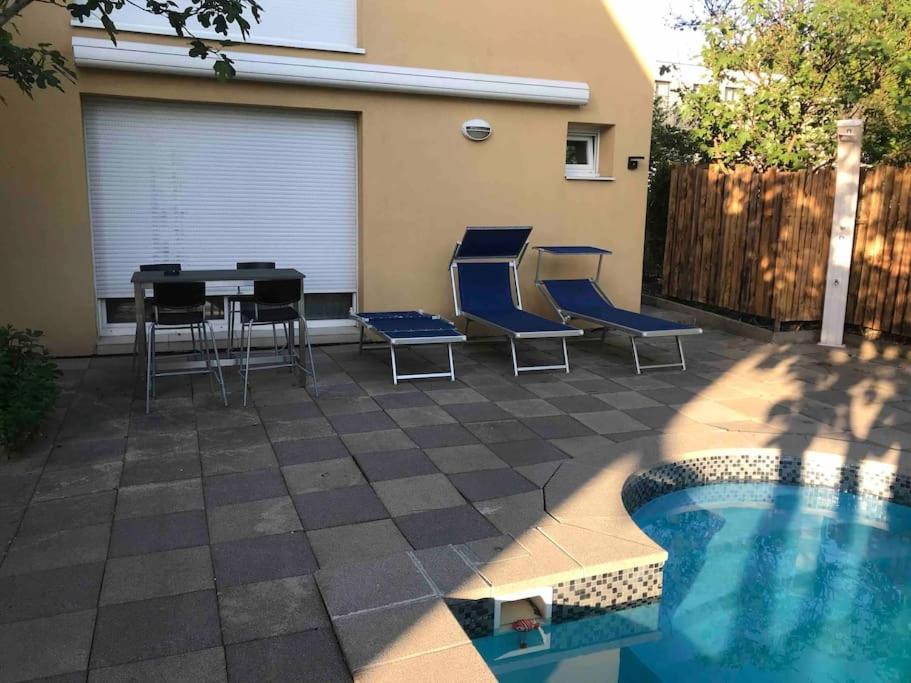 Logement Avec Piscine Brunstatt Esterno foto